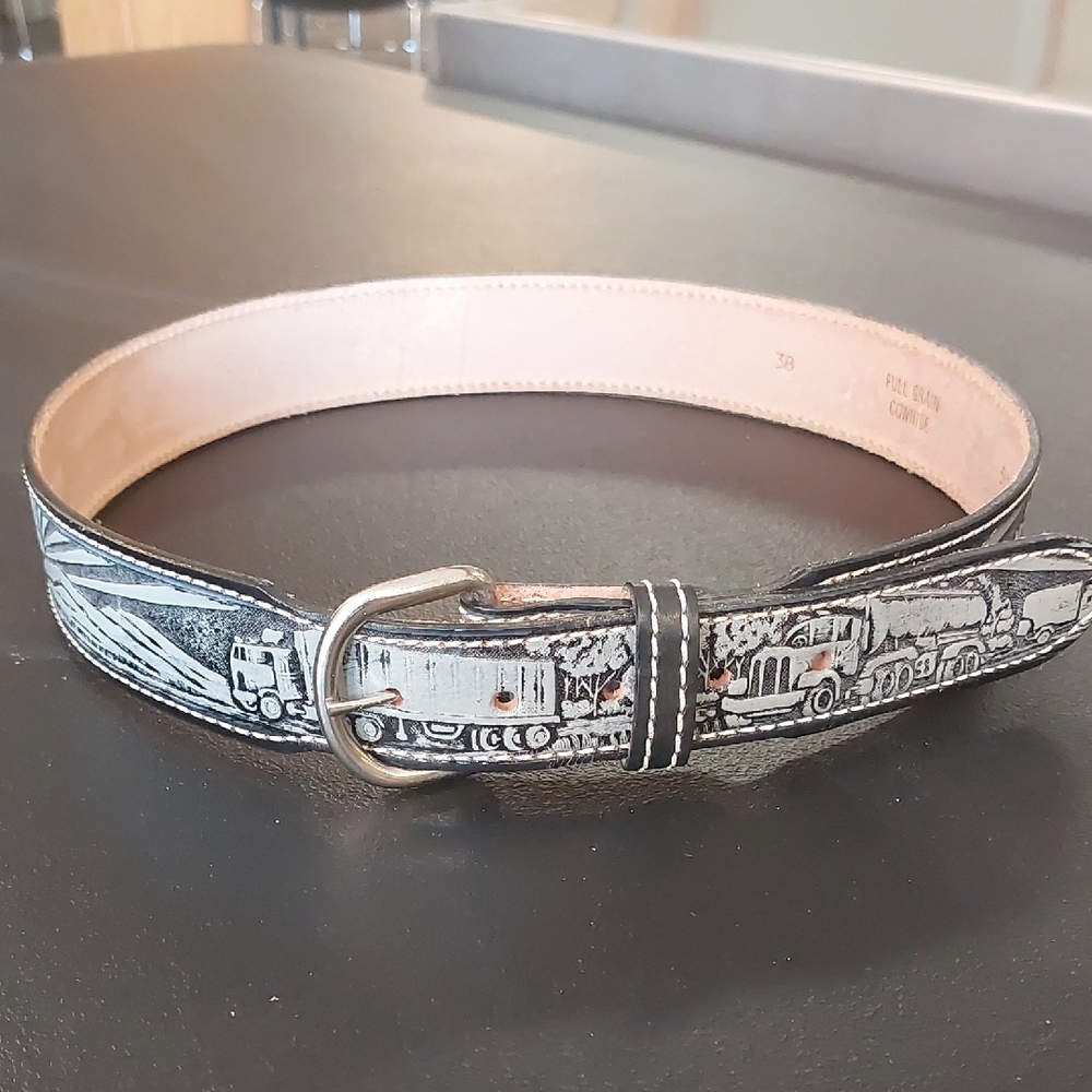 Men's Black and Gray Leather Belt